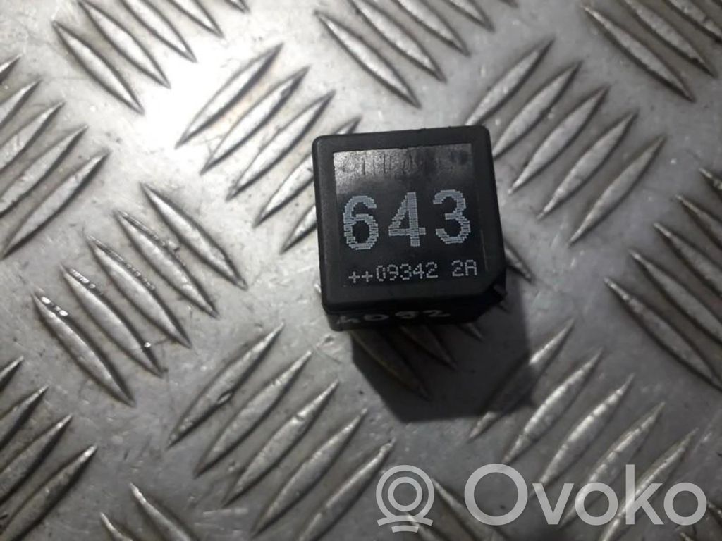 Sonstige Relais   8K0951253,V23136B6X72,8K0951253,V23136B6X72