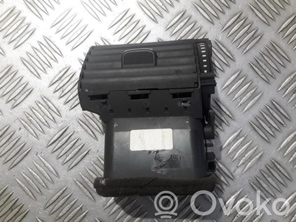 Audi A8 S8 D3 4E Copertura griglia di ventilazione laterale cruscotto 