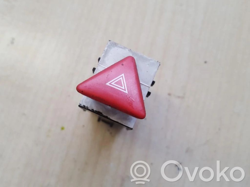 Botón interruptor de luz de peligro   3C0953509,3C0953509
