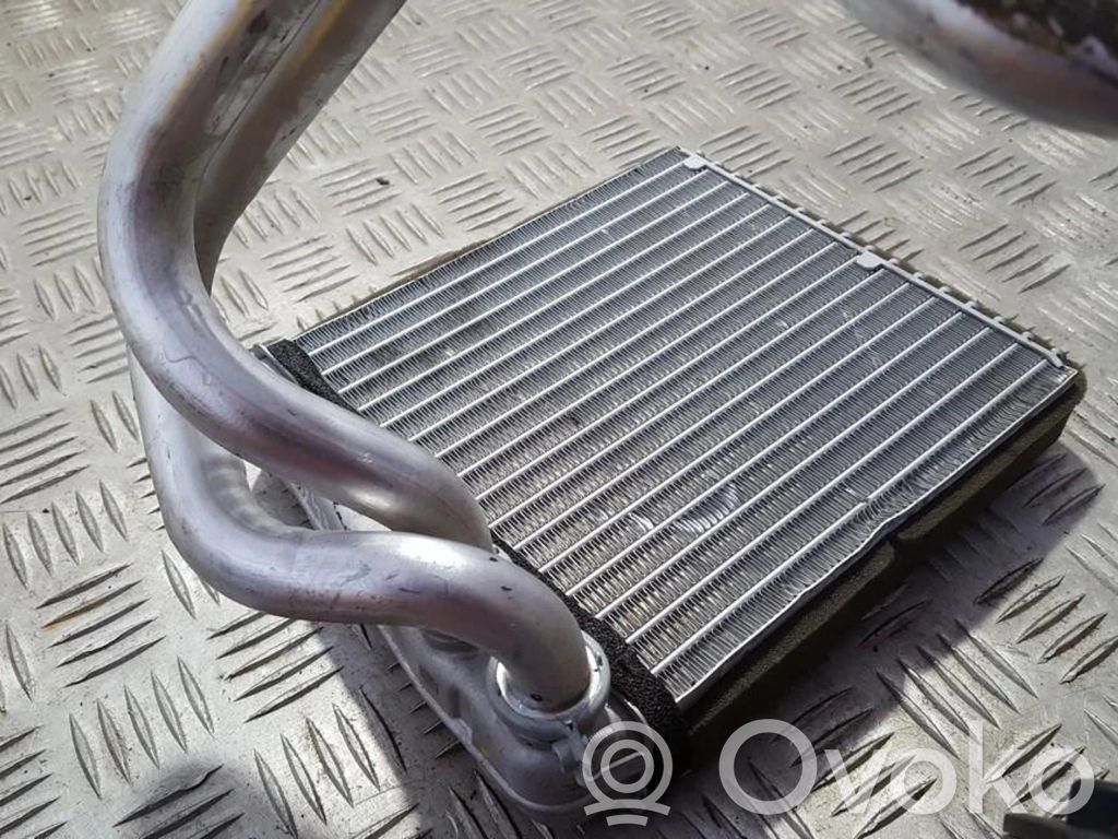 Volkswagen PASSAT B6 Radiator aerotermă
