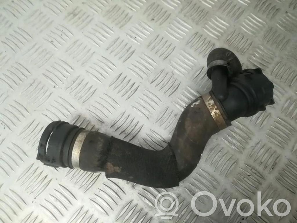 BMW 1 E81 E87 Engine coolant pipe/hose 