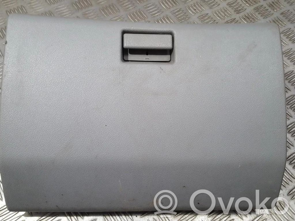 Guantera   MB652405A1,MB652405A1
