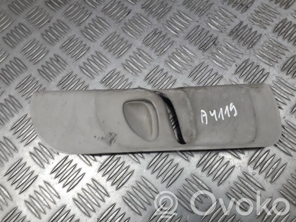 Opel Zafira A Altra parte interiore 