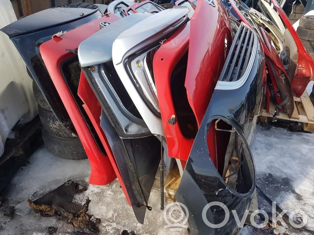Fiat Stilo Takaluukun/tavaratilan kansi 