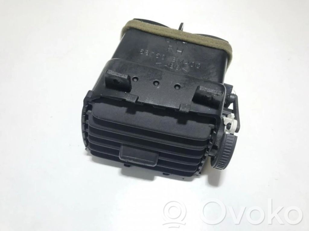 Nissan Almera N16 Grilă ventilație centrală