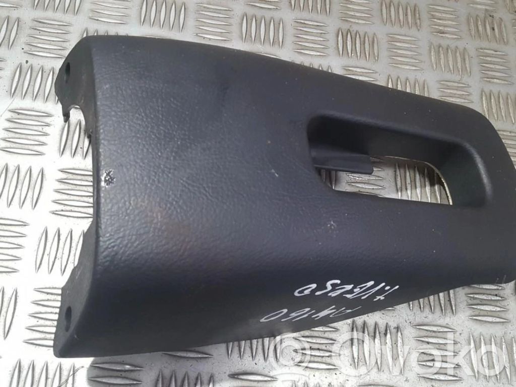 Toyota Corolla Verso AR10 Stūres ass dekoratīvā apdare 
