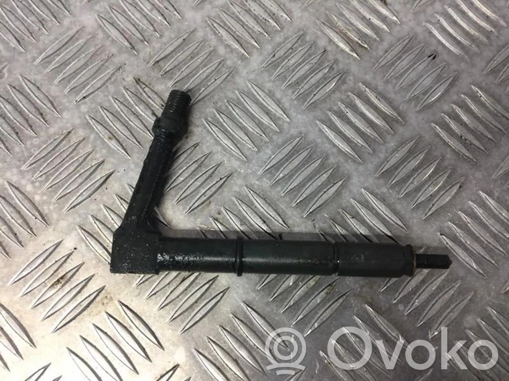 Nissan Almera N16 Injector combustibil 