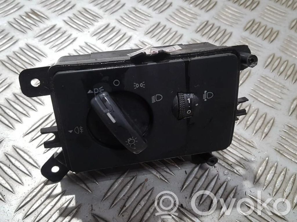 Interruptor de luz   498610,498610