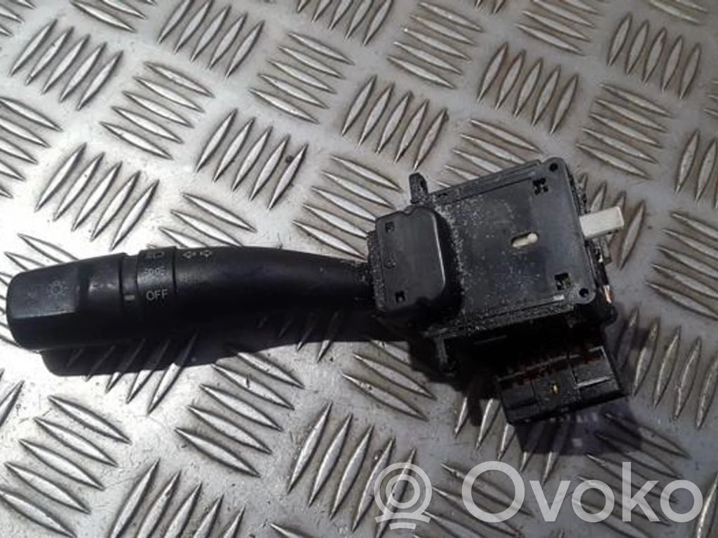 Hyundai Elantra Manetă semnalizator 
