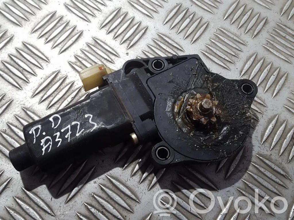 Hyundai Elantra Moteur de lève-vitre de porte avant 
