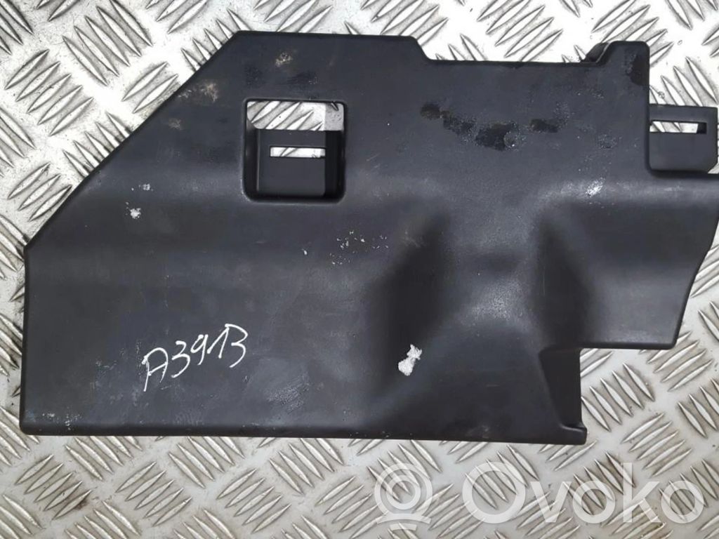 Nissan Almera N16 Altra parte interiore 