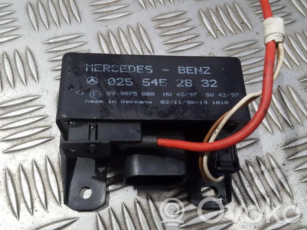 Mercedes-Benz A W168 Releu preîncălzire bujii incandescente 