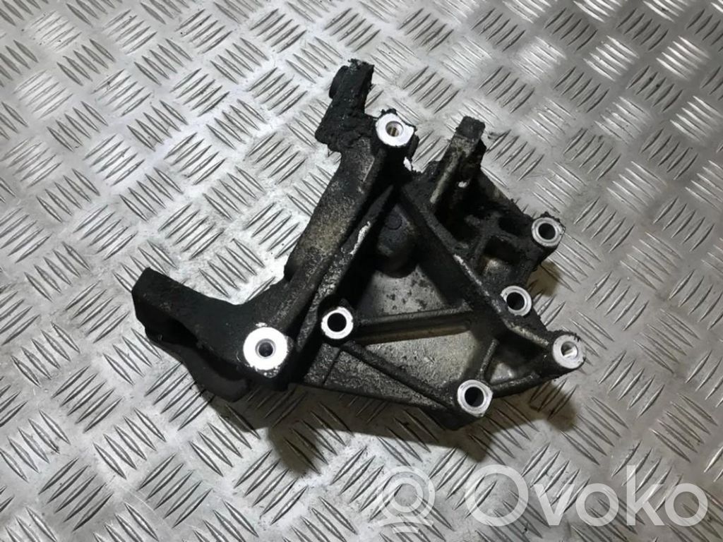 Soporte de montaje del motor (Usadas)