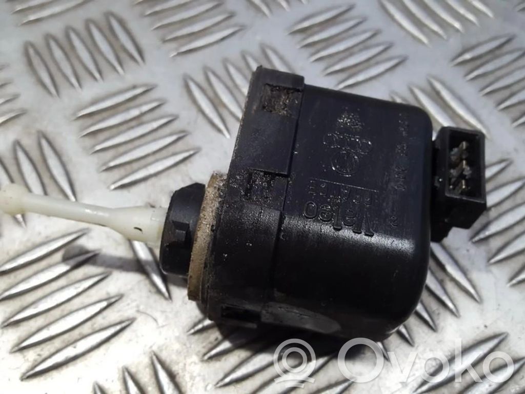 Audi A4 S4 B5 8D Moteur de réglage du niveau des phares 