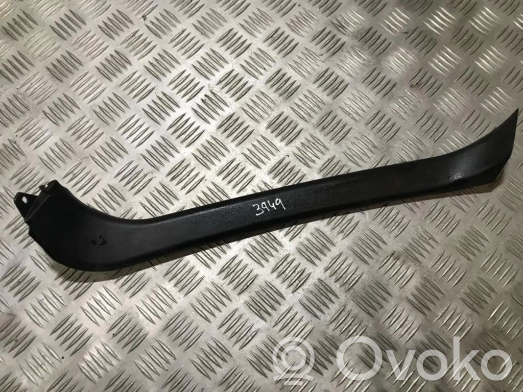 Nissan Almera Tino Altra parte interiore 