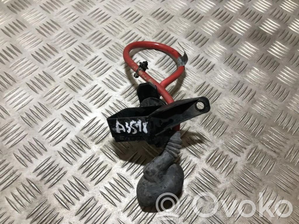 Cable positivo (batería)   61138387540,61138387540,61138387540,61138387540