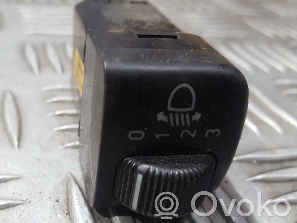 Saab 9-5 Interruttore di regolazione livello altezza dei fari