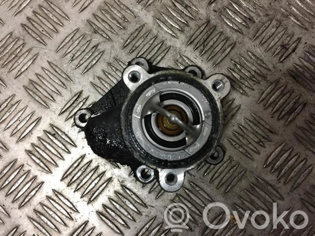 Nissan X-Trail T30 Tubo flessibile del liquido di raffreddamento del motore 