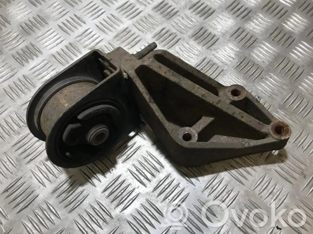 Opel Agila B Engine mount bracket 