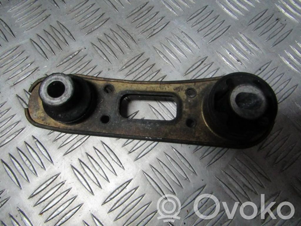 Renault Laguna II Engine mount bracket 