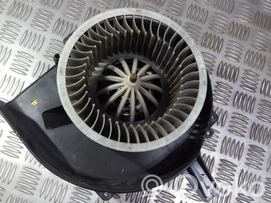 Skoda Fabia Mk1 (6Y) Ventilator aerotermă 