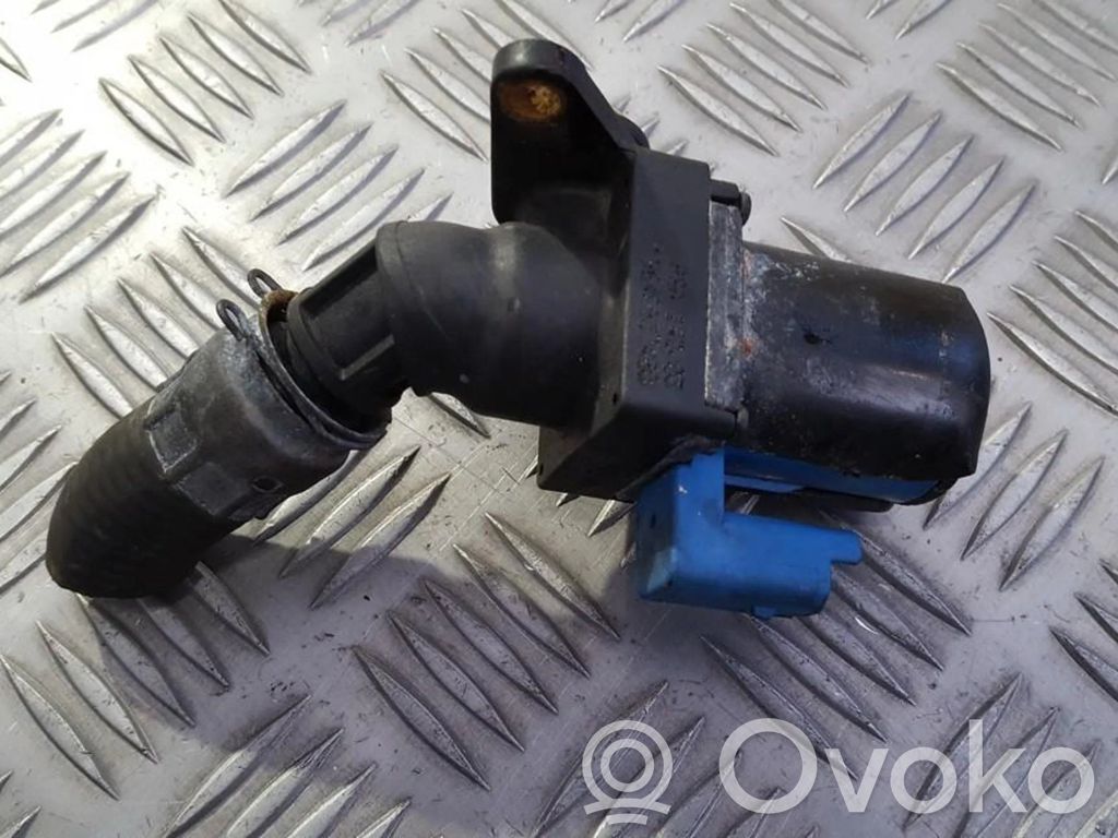 Peugeot 607 Válvula de control del calentador del refrigerante 