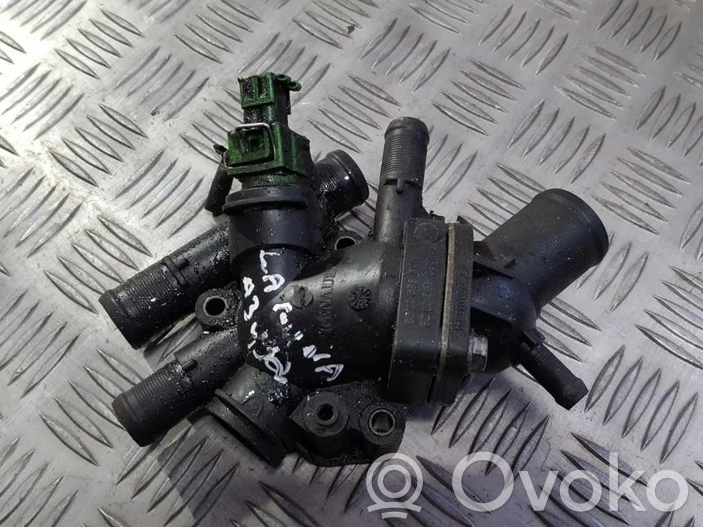 Renault Laguna I Tubo flessibile del liquido di raffreddamento del motore