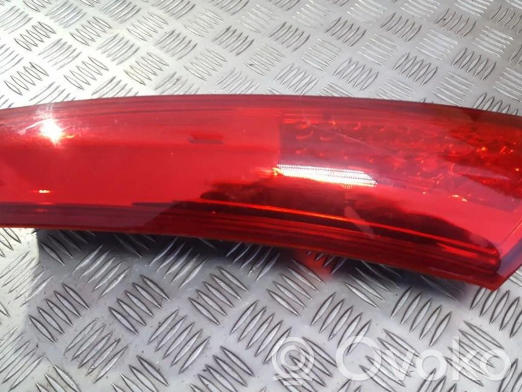 Luz trasera/de freno   924031H3,924031H3,924031H3,924031H3