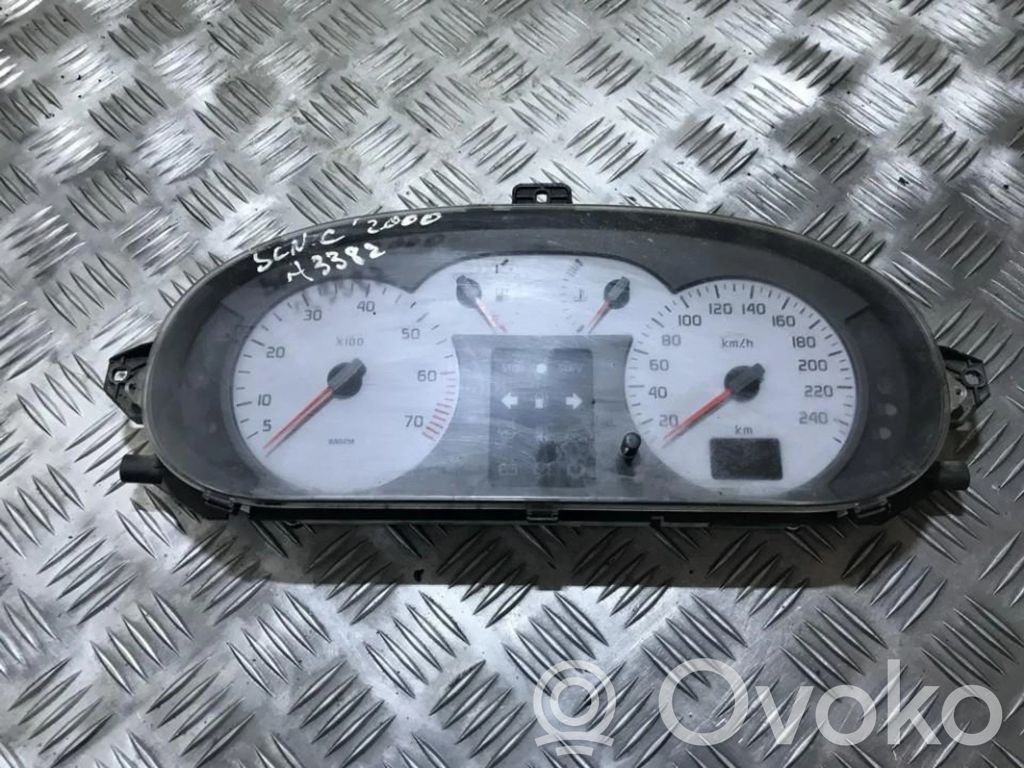 Renault Scenic I Speedometer (instrument cluster) 