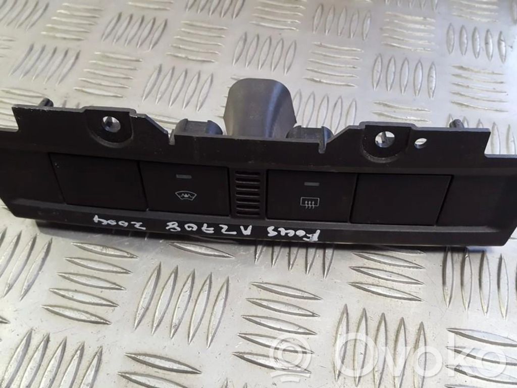 Windscreen/window heater switch   4M5113D734DC,4M5113D734DC,4M5113D734DC,4M5113D734DC,7M5T18C621AA