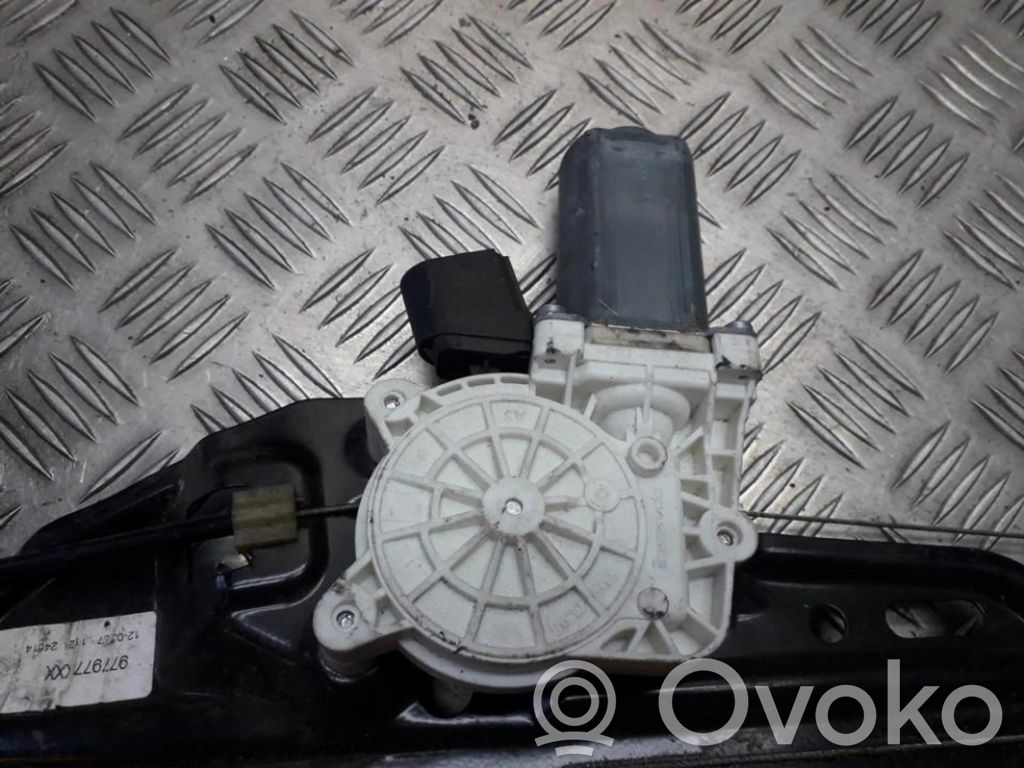 BMW 5 E60 E61 Motor macara geam ușă spate 
