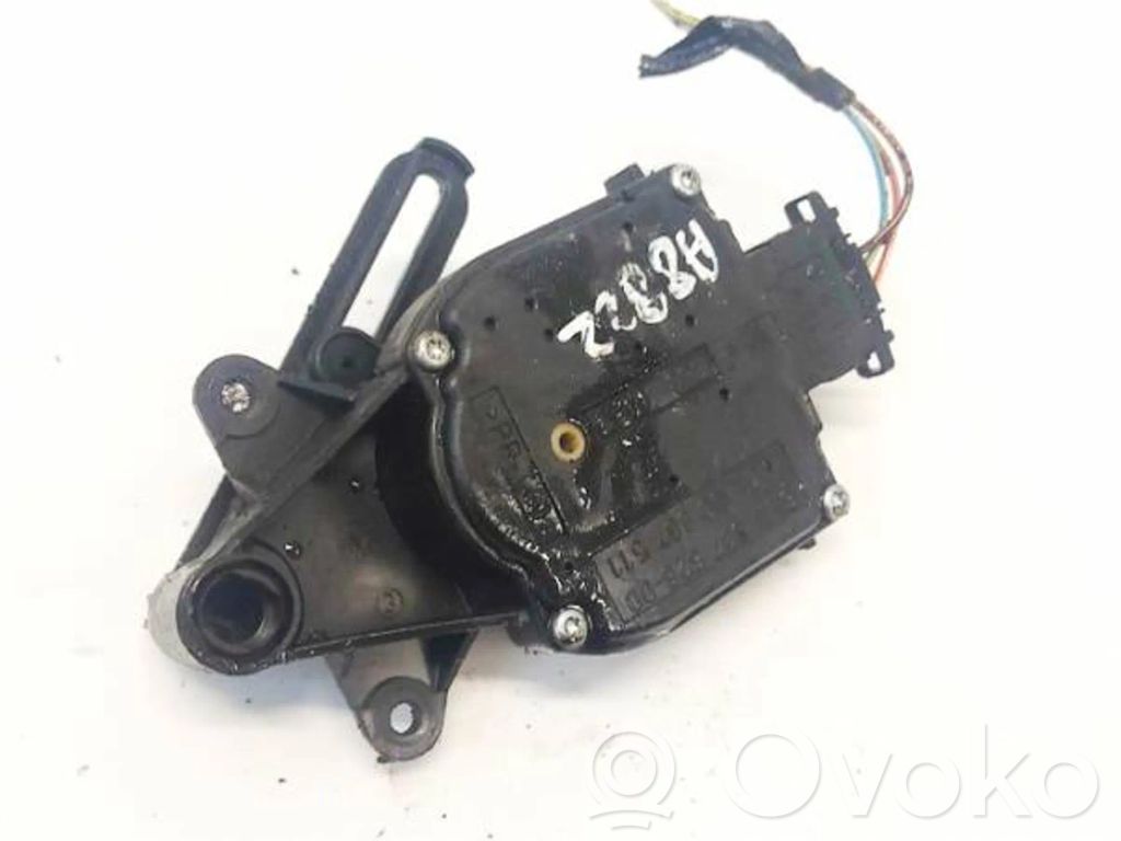 Volkswagen Golf IV Motor/actuator clapetă aer 