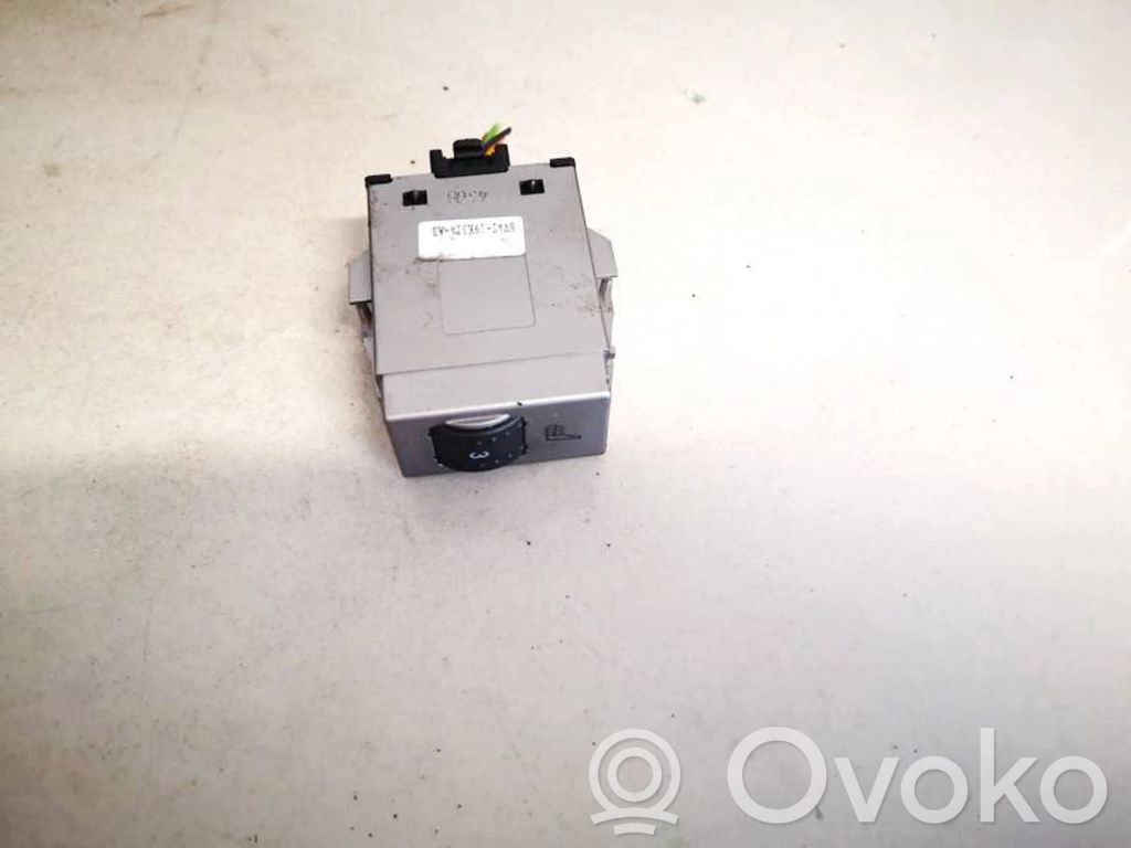 Ford Focus Windscreen/window heater switch 