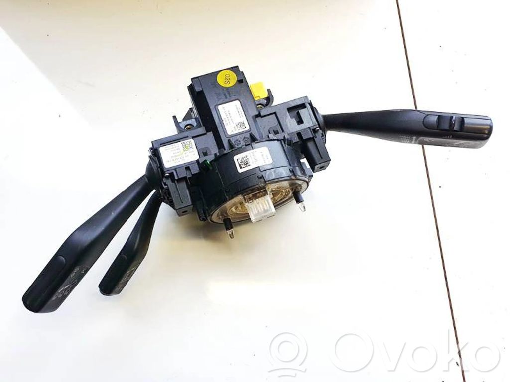Volkswagen PASSAT B6 Commodo, commande essuie-glace/phare 