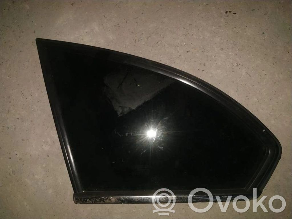 Chevrolet Captiva Geam lateral spate 