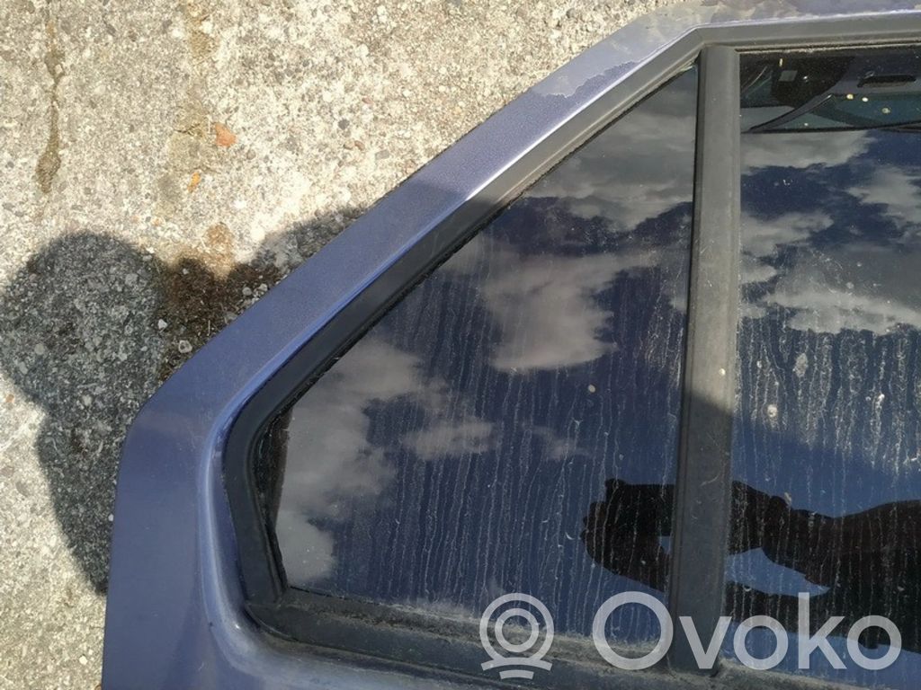 Renault 19 Vetro del deflettore posteriore