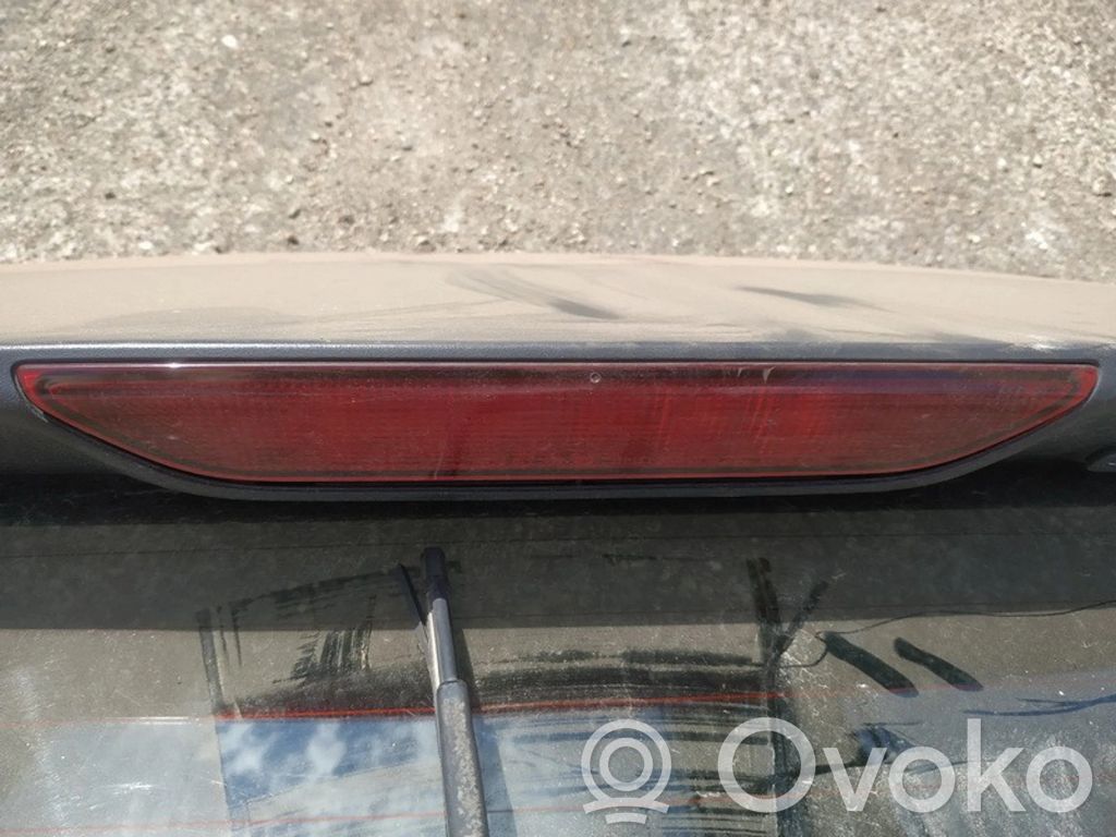Dodge Caliber Troisième feu stop 