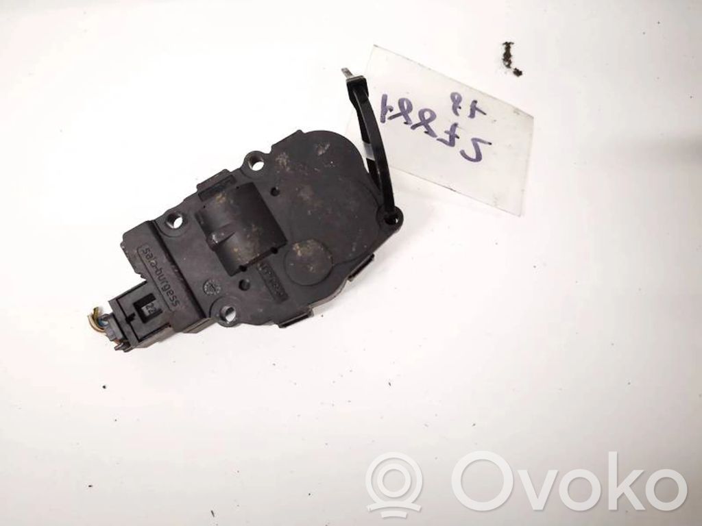 Mercedes-Benz C AMG W204 Motor/actuator clapetă aer 