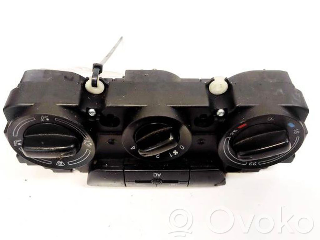 Skoda Octavia Mk2 (1Z) Panel klimatyzacji 
