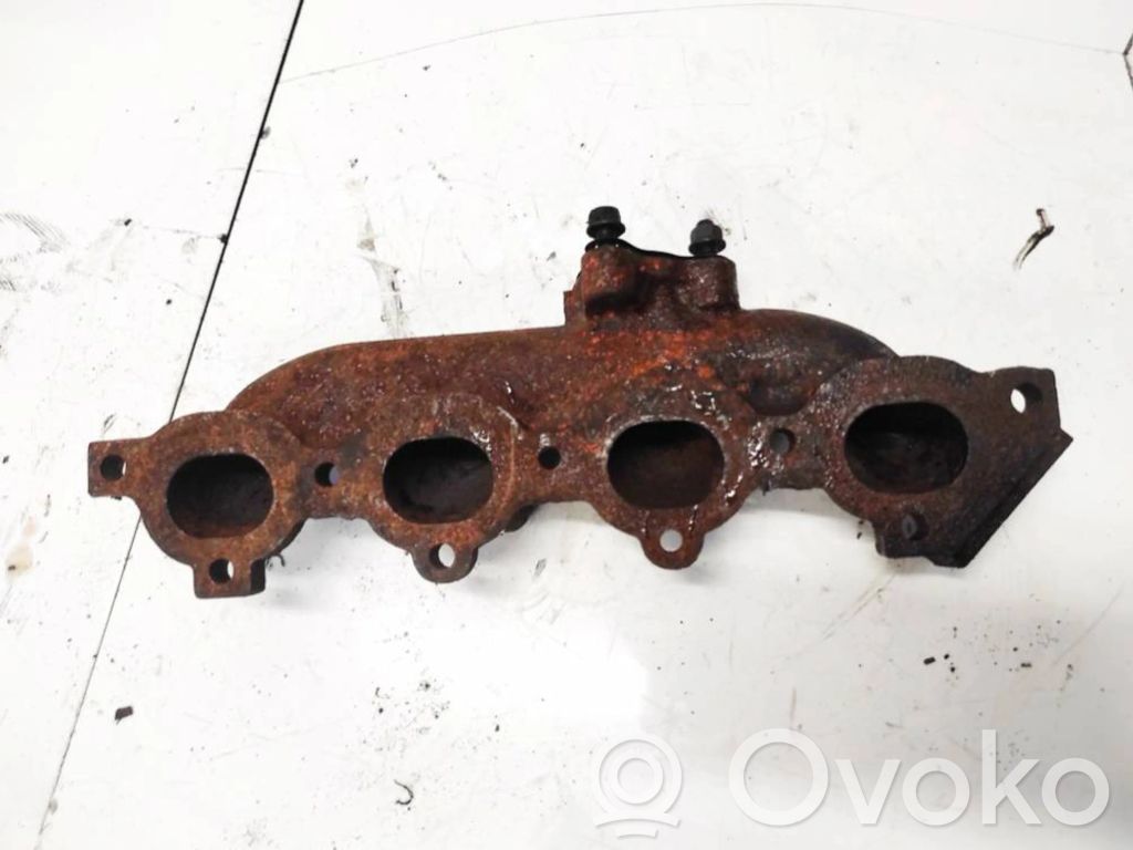 Opel Corsa C Išmetimo kolektorius 