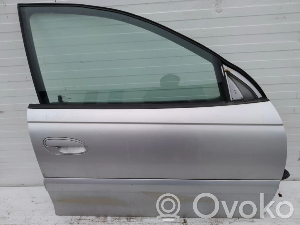 Opel Omega B2 Priekinės durys 