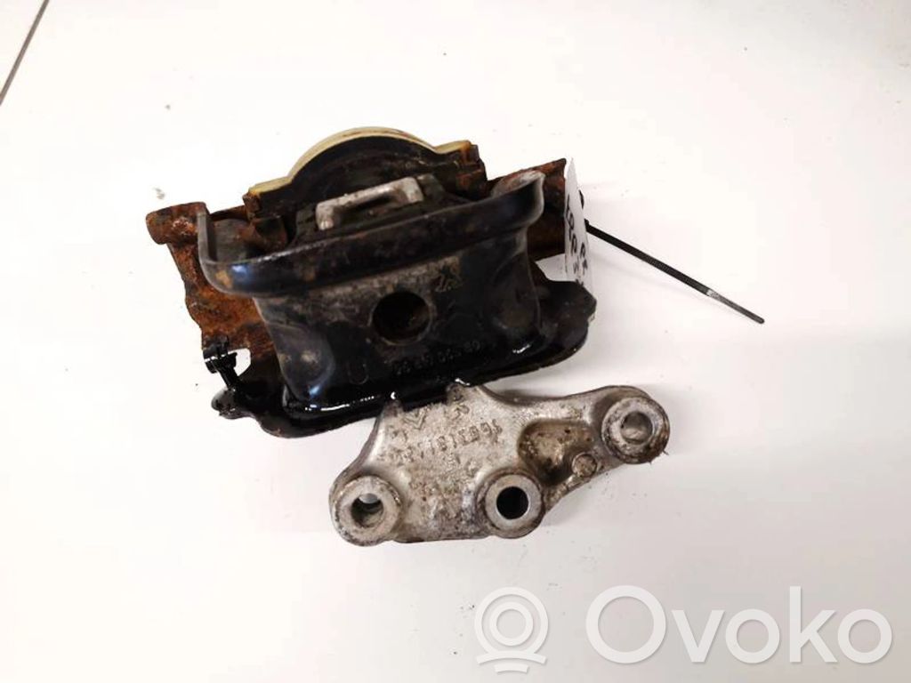 Citroen C3 Picasso Wspornik / Mocowanie silnika 