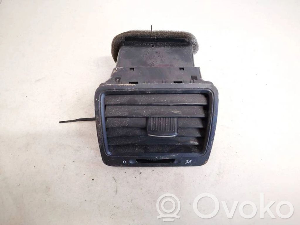 Volkswagen Golf V Grilă ventilație centrală 