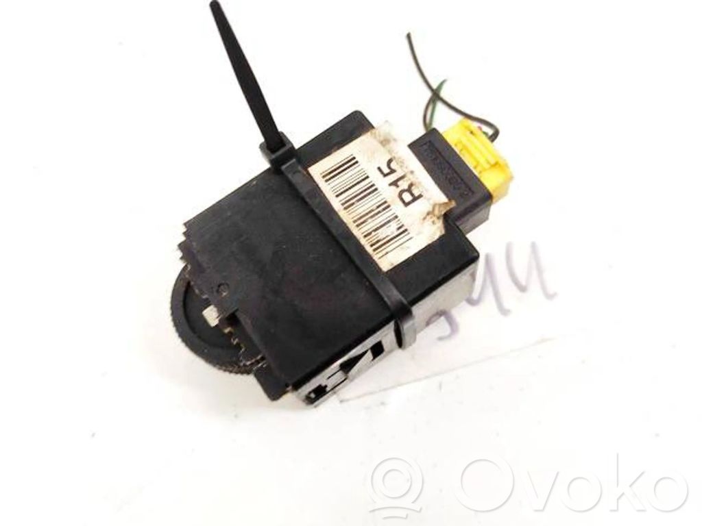 Hyundai Santa Fe Headlight level height control switch 