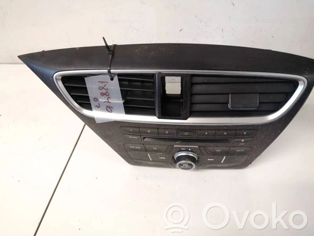 Honda Civic IX Radio / CD-Player / DVD-Player / Navigation