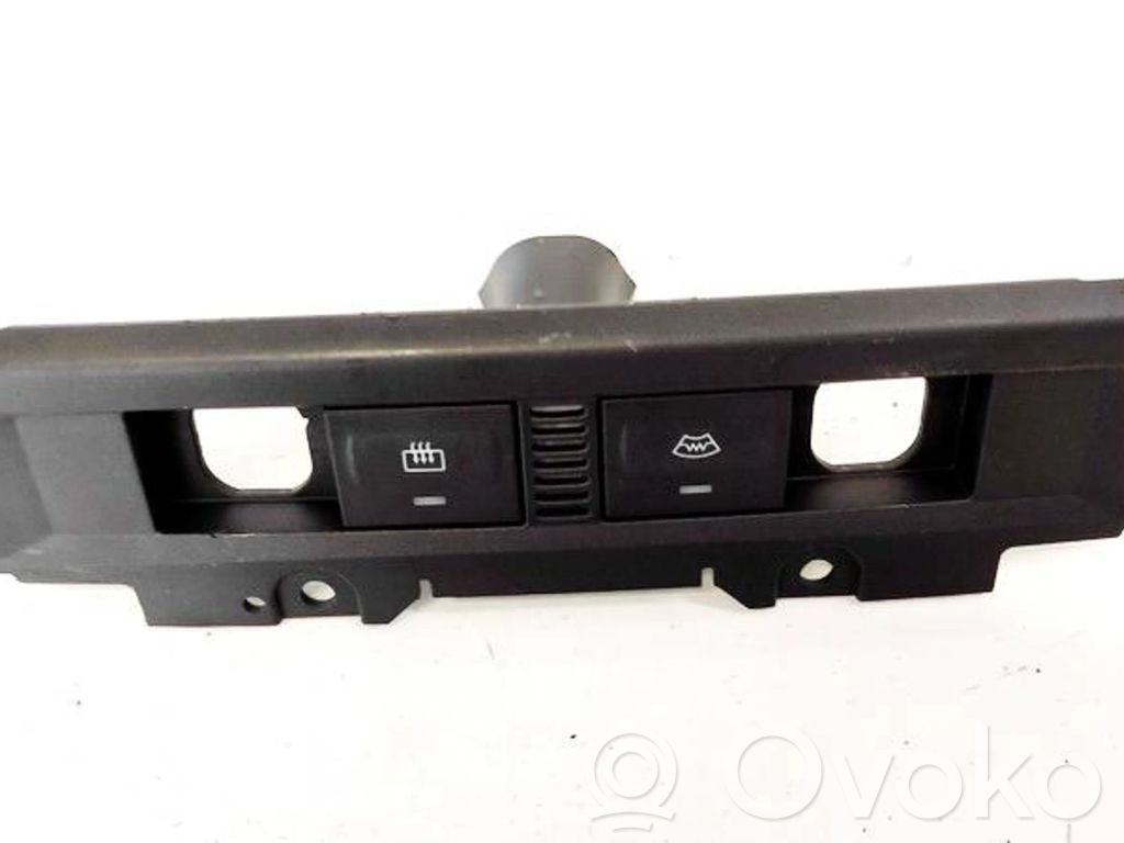 Ford Focus Windscreen/window heater switch 