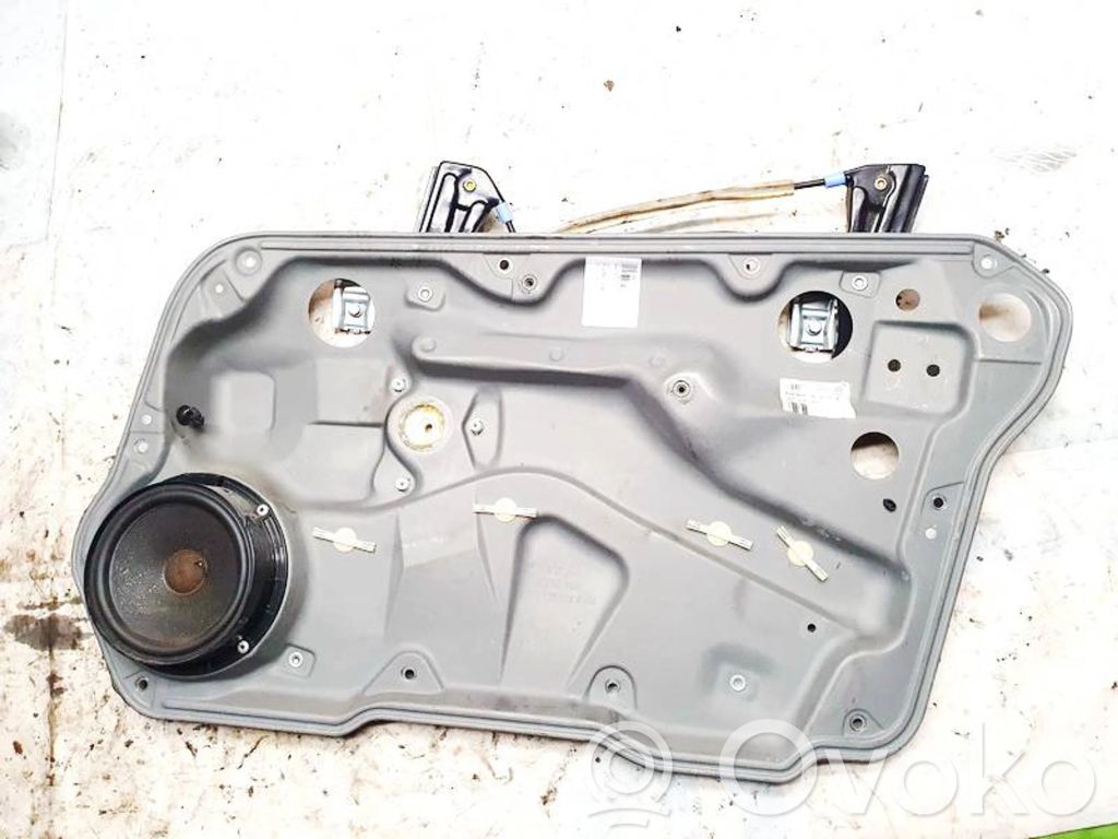 Volkswagen Golf IV Macara ușă glisantă cu motor