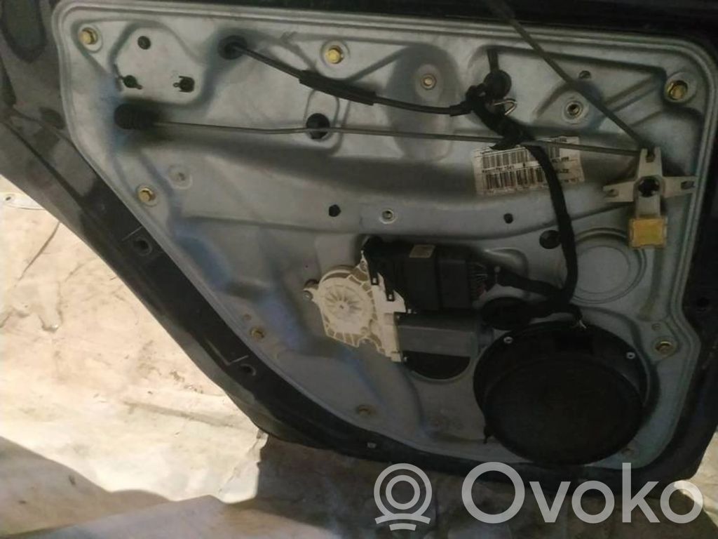 Volkswagen Golf IV Mécanisme de lève-vitre avec moteur 