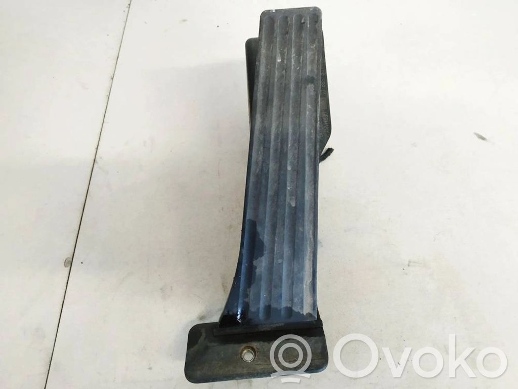 BMW 1 E81 E87 Akceleratoriaus pedalas 
