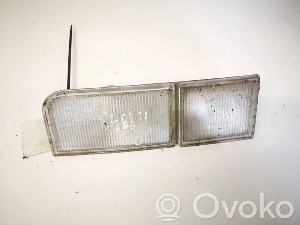 Volkswagen PASSAT B4 Reflektor vorne 